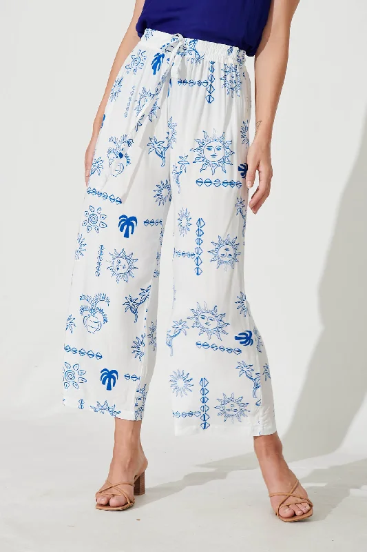 Castaway Pant In White With Blue Sun Print