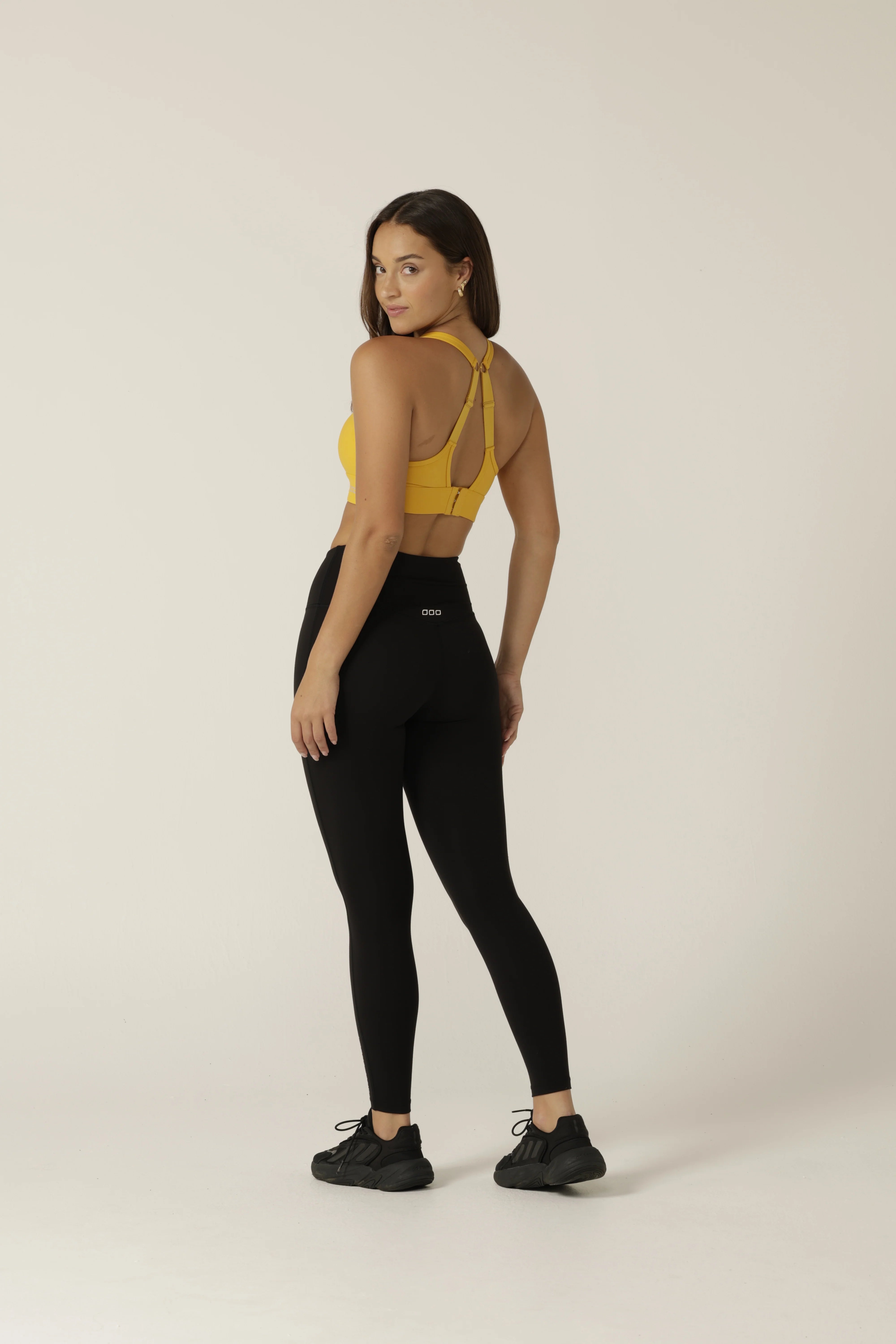 Lorna Jane Amy Maximum Support Sports Bra - Light Turmeric