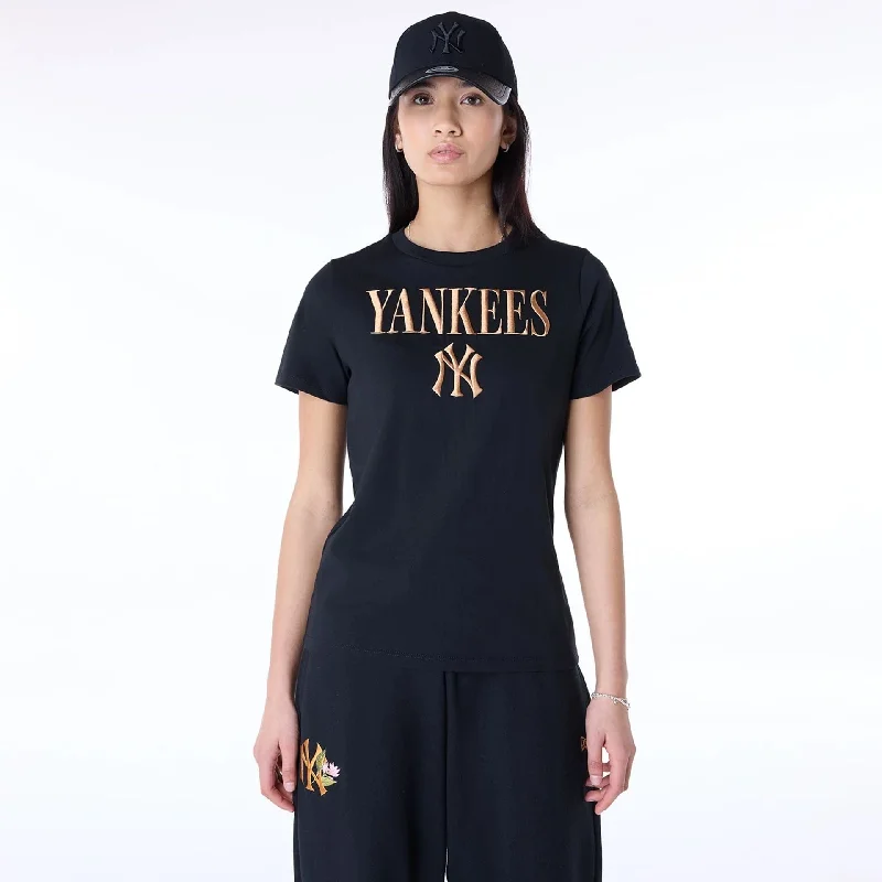 New York Yankees Womens MLB Black T-Shirt