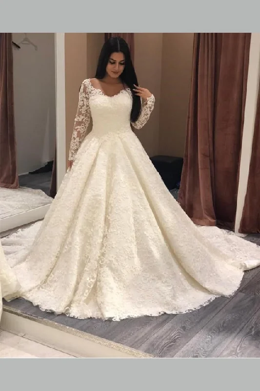 Long Sleeves Plus Size Lace Wedding Gown with V-neckline