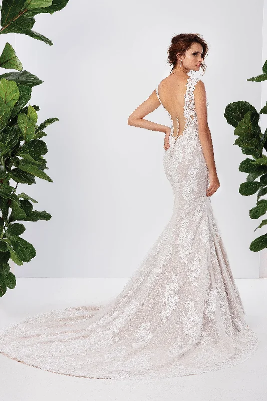 *NEW* Mermaid Lace Dress with Stunning Low Back Size 20 - #55034